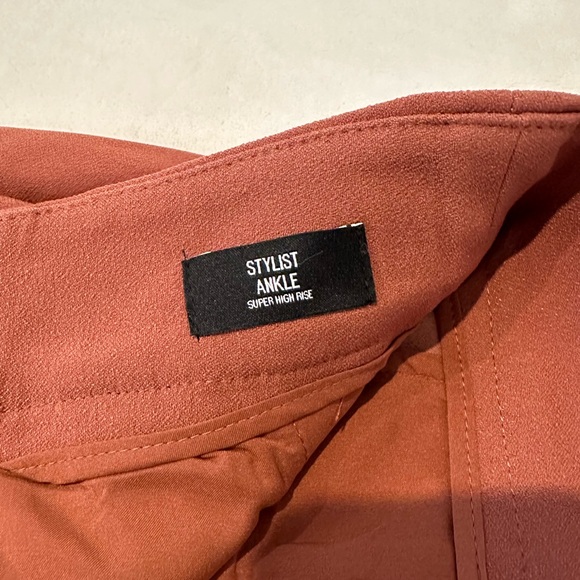 Express women’s pantsuit size L rust color - Picture 13 of 13